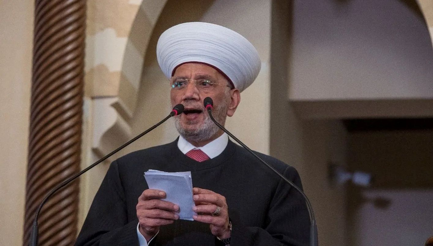 لماذا يغيب المفتي عن خطبة العيد كل سنة؟