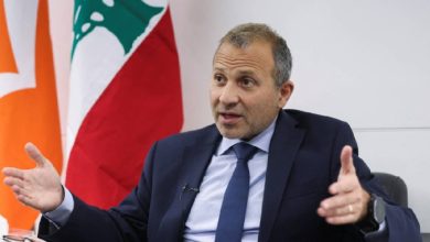 Bassil open arms r1dvx204nwz9peyezpohn9vfxlvf1k314k10w6f7z4